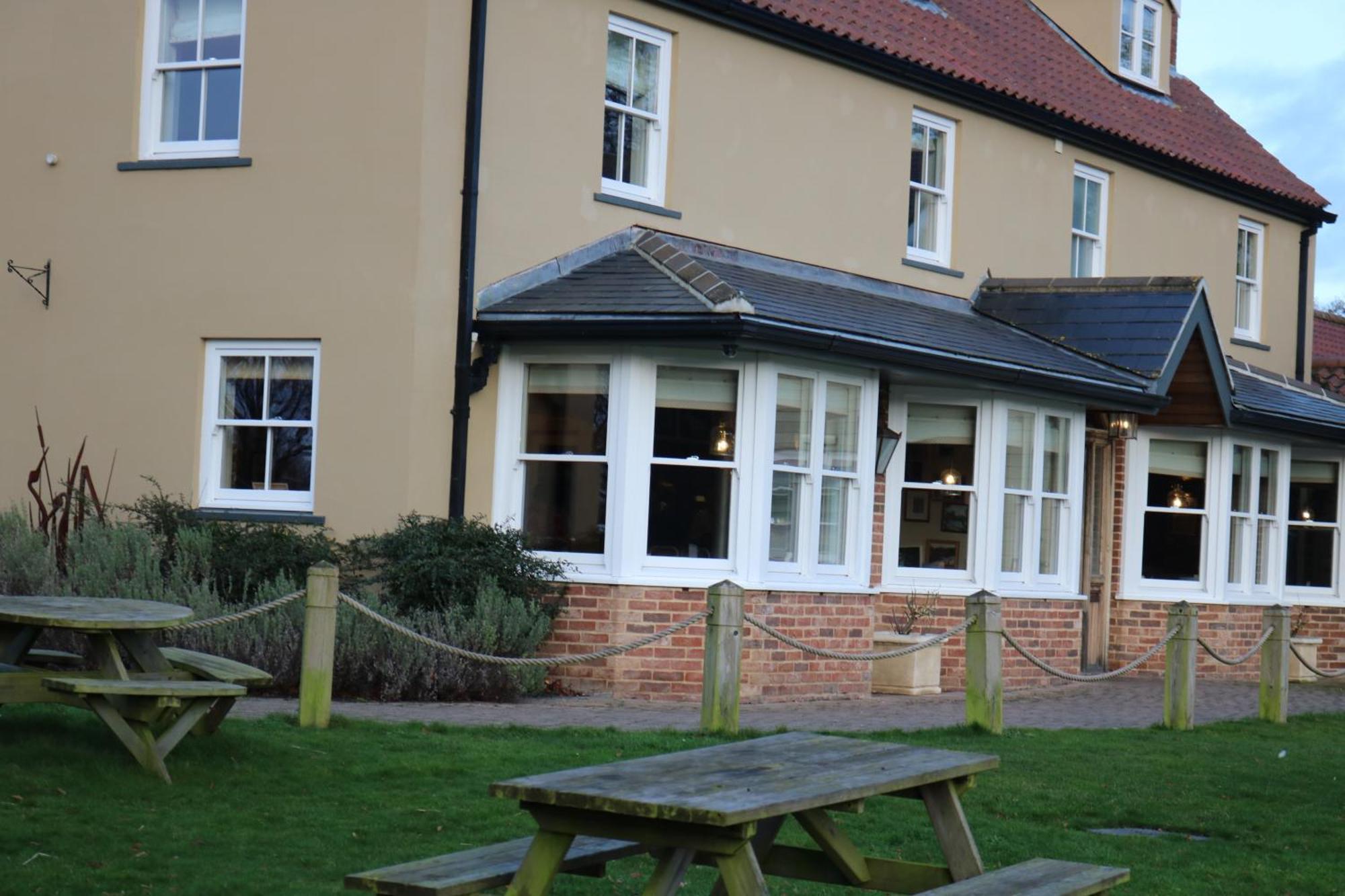 Villa Hectors House Ormesby Saint Michael Exterior foto
